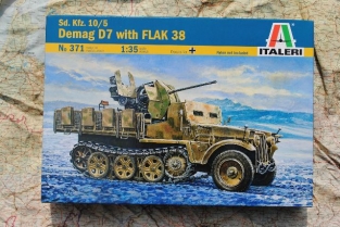 Italeri 371  Sd.Kfz.10/5 Demag D7 with FLAK 38